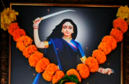 mogal maa Whatsapp status