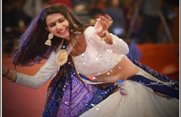 Aai Main To Aai Nazaro Ke | Navratri Special Status Video